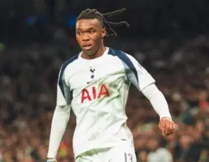 Jogador recebe apoio do Tottenham após ser ameaçado com arma de fogo em Londres