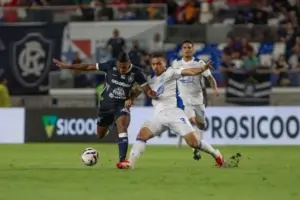 Remo leva vantagem nos confrontos diante do Avaí