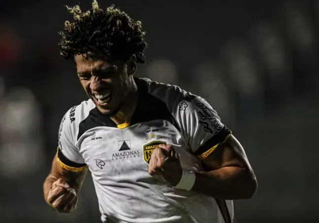 Após rebaixamento, Amazonas anuncia saídas de Robertinho e Luan Silva