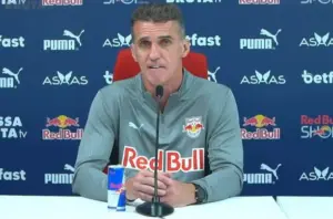 Red Bull Bragantino pode ir além no Brasileirão, diz Mancini