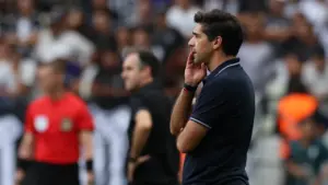 Palmeiras fica no pódio do Brasileirão desde antes da chegada de Abel Ferreira
