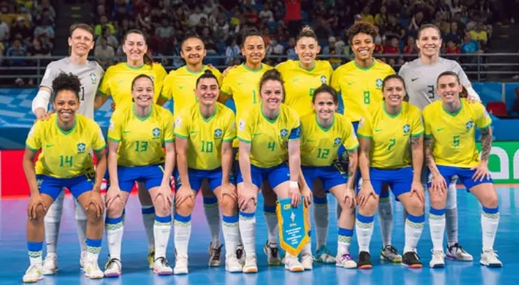 Brasil derrota Portugal e conquista a 1ª Copa do Mundo feminina de futsal