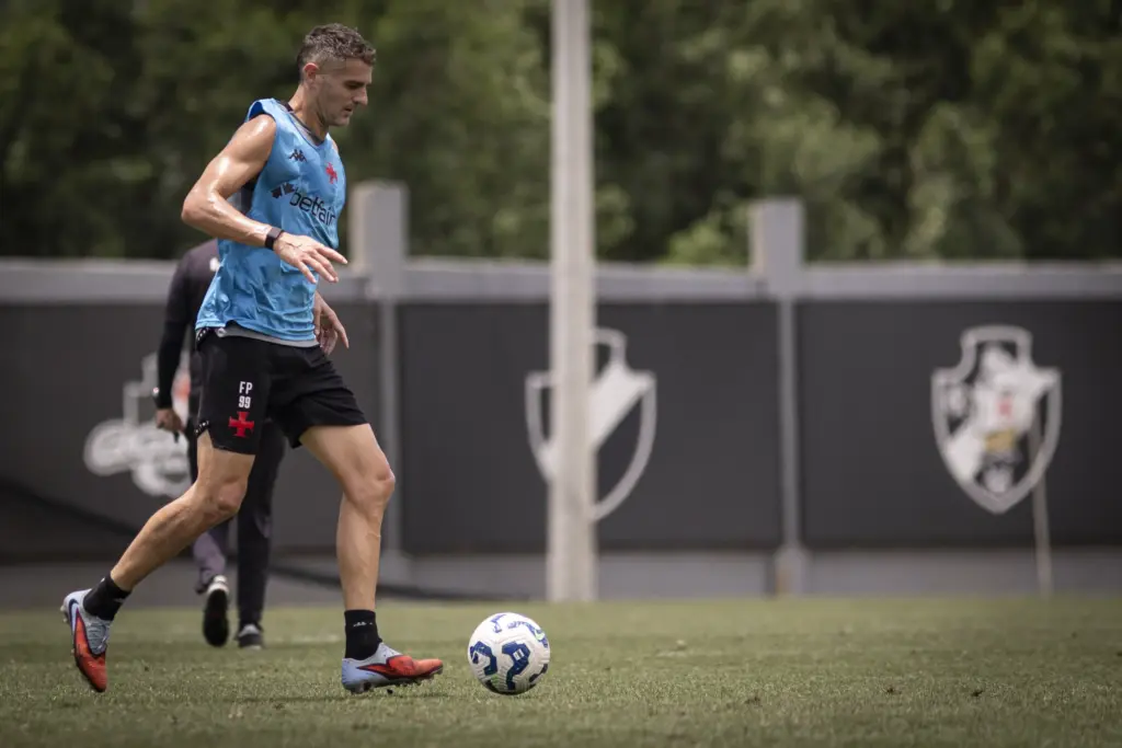 Diniz define escalação do Vasco para a final da Copa do Brasil