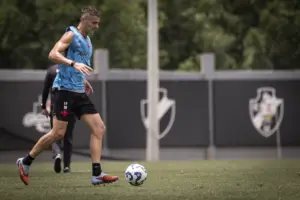 Diniz define escalação do Vasco para a final da Copa do Brasil