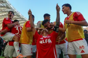 Eles ficam! Santos, Inter e Vitória ditam a Seleção FI da última rodada do Brasileirão