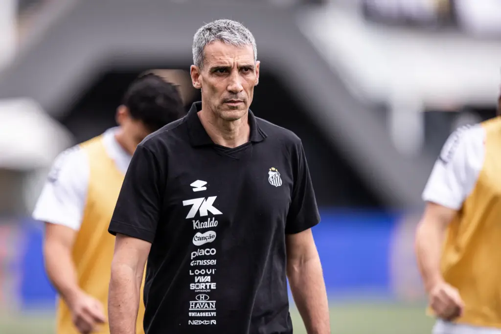 Vojvoda faz balanço sobre trabalho e projeta futuro do Santos