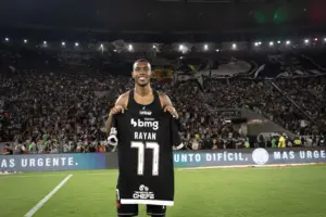 Vasco recusa oferta milionária da Europa por artilheiro