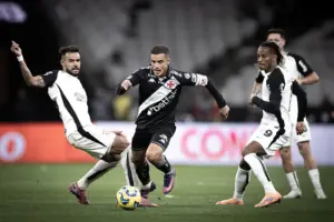 Vasco melhora bastante e entra credenciado na final do Copa do Brasil