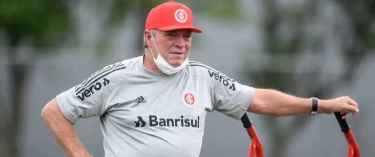 Abel Braga segue no Internacional como dirigente (Foto: Ricardo Duarte-SCI)