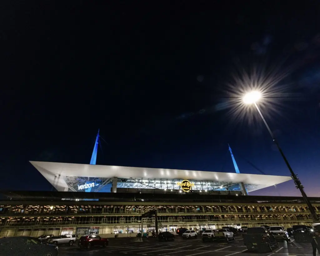 Seleção jogará em estádios 'brasileiros' e em alerta para tempestades 3 BRASIL JOGARA EM ESTADIOS COM ALERTA DE TEMPESTADES COPA 2