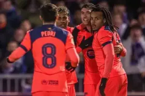 Barcelona sofre diante de rival da 3ª Divisão, mas avança às oitavas na Copa do Rei