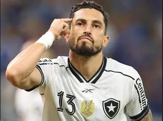 Cruzeiro 2 x 2 Botafogo – Fogão empata no fim, sonha com G5 e dá o vice ao Palmeiras