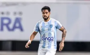 Lateral-direito deixa o Paysandu após duas temporadas