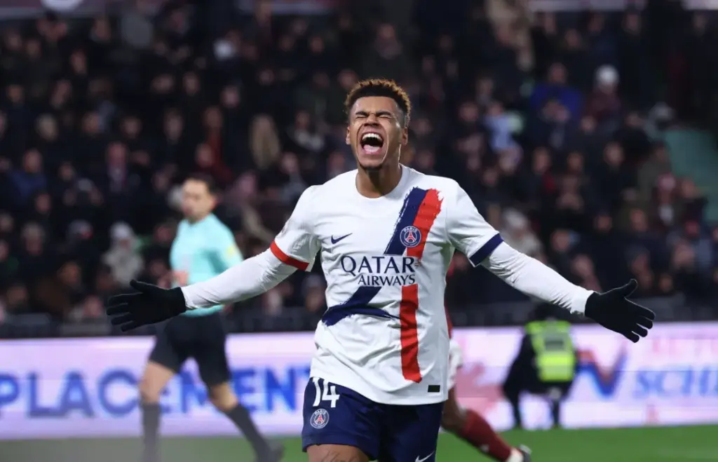 FRANCÊS: PSG poupa titulares e vence o Metz antes da decisão com Flamengo