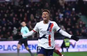 FRANCÊS: PSG poupa titulares e vence o Metz antes da decisão com Flamengo