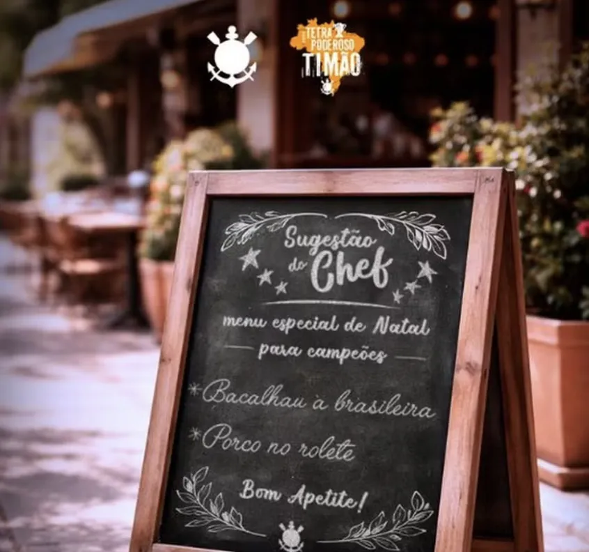 Corinthians provoca Vasco e Palmeiras no Natal: 'Bacalhau à brasileira e porco no rolete'