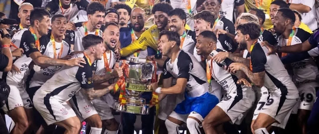 Corinthians celebra a conquista da Copa do Brasil 2025 (Foto: Rodrigo Coca-SCCP)