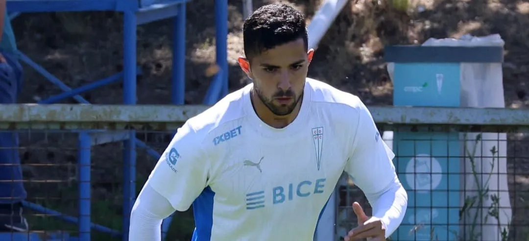 Daniel González durante treino (Foto: Divulgação-Universidad Católica)