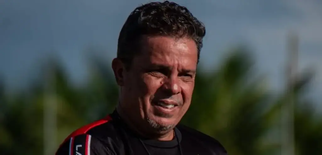 Evaristo Piza faz ajustes para fechar time titular do Campinense