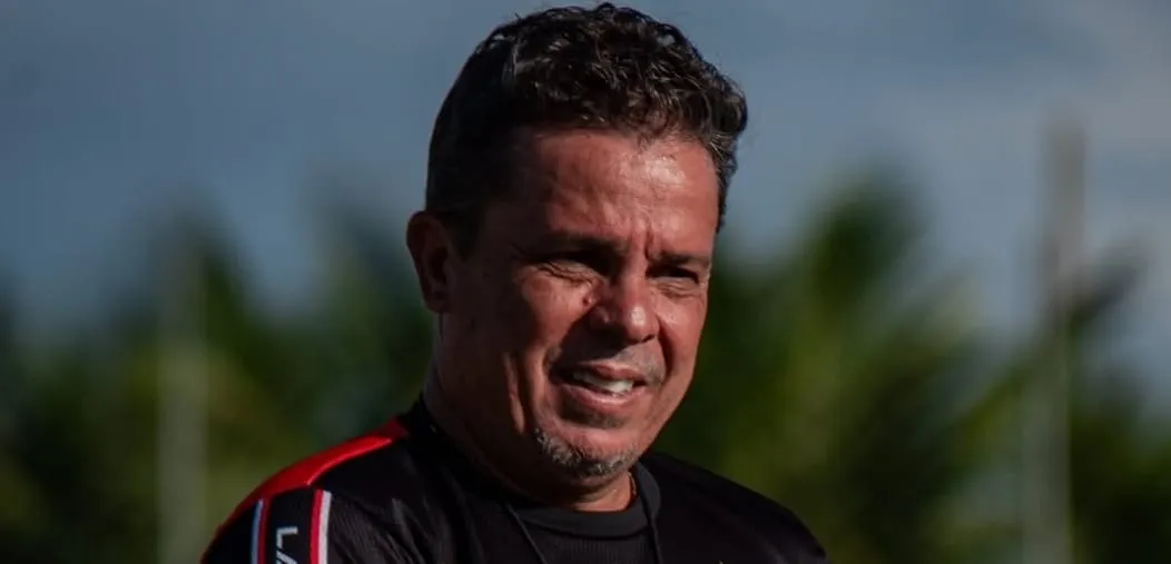 Evaristo Piza durante treino (Foto: Estefinho Francelino-Campinense)