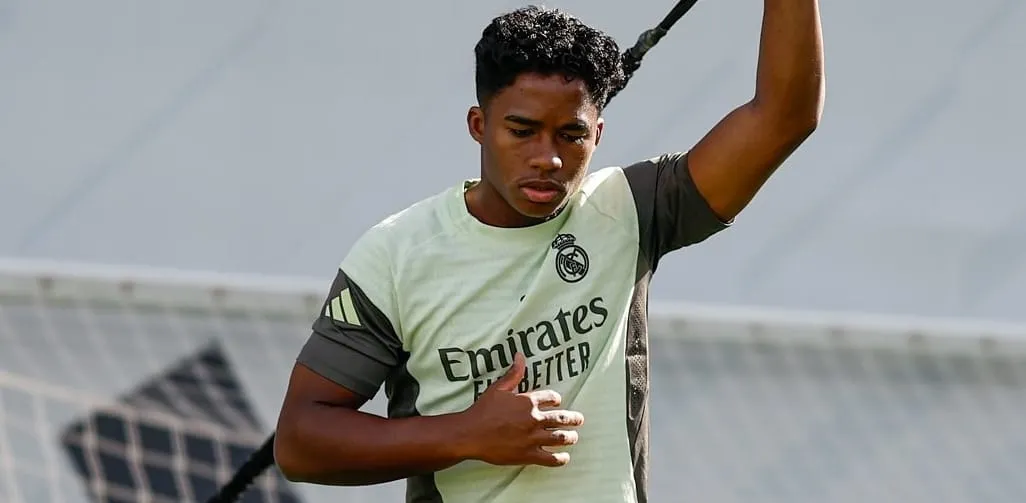 Endrick durante treino (Foto: Divulgação-Real Madrid)