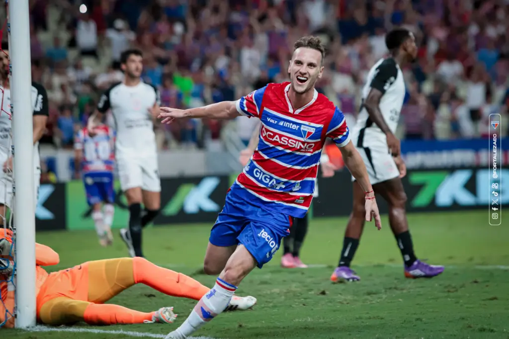 Fortaleza 2 x 1 Corinthians - Leão deixa o Z4 e complica Timão na briga pelo G8