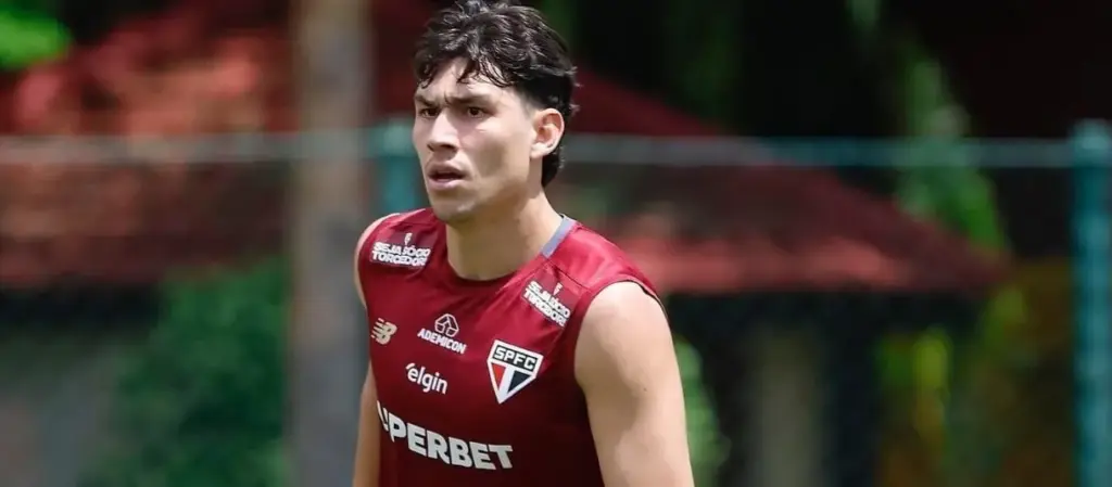 Botafogo tem interesse na contratação de zagueiro do São Paulo