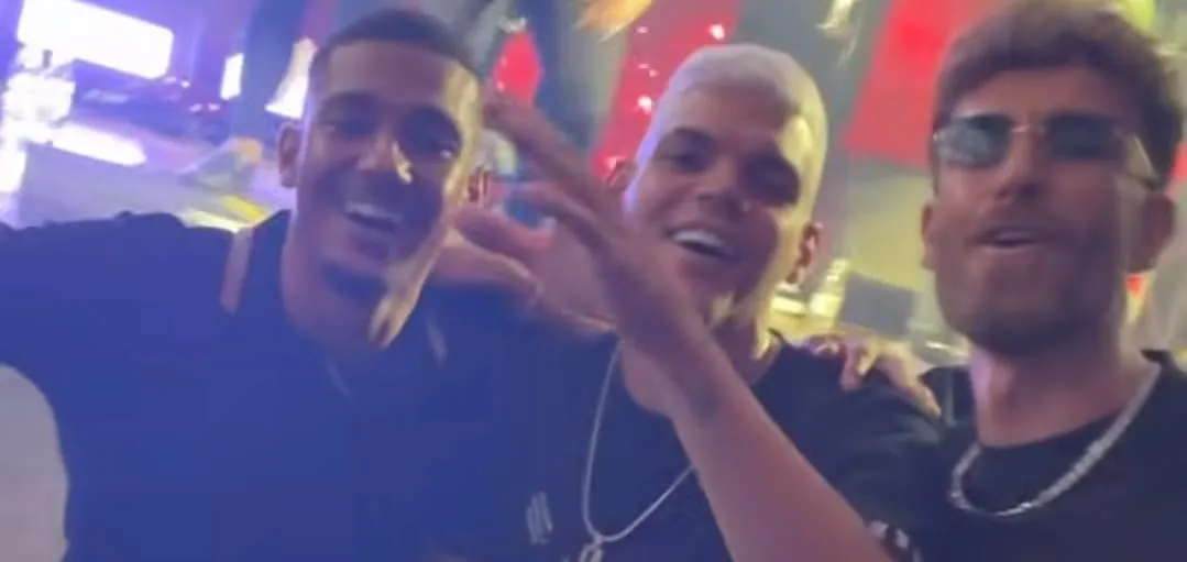 Samuel Lino, Ayrton Lucas e Léo Pereira (Foto: Reprodução-Instagram @ayrtonlucas)