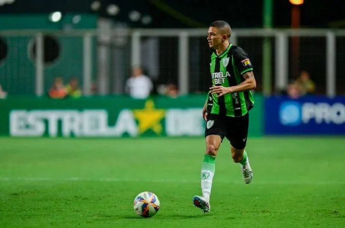 Botafogo-SP tem interesse em Marlon - Foto: Mourão Panda/América-MG