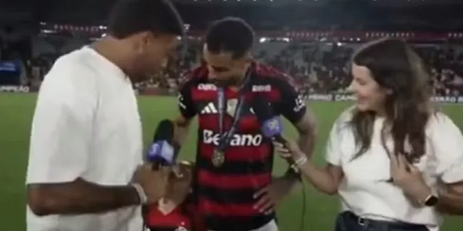 Filho de jogador do Flamengo admite torcida pelo Fluminense e arranca risos do pai