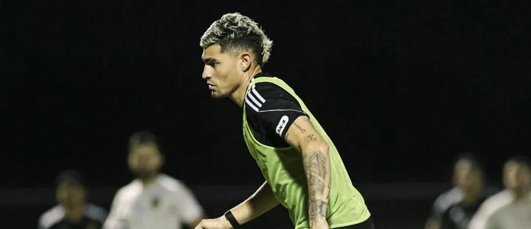 Gleiker Mendoza em ação (Foto: Divulgação-Seleção Venezuelana)