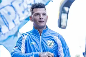 Na mira do Noroeste, goleiro do Londrina foi destaque em 2025