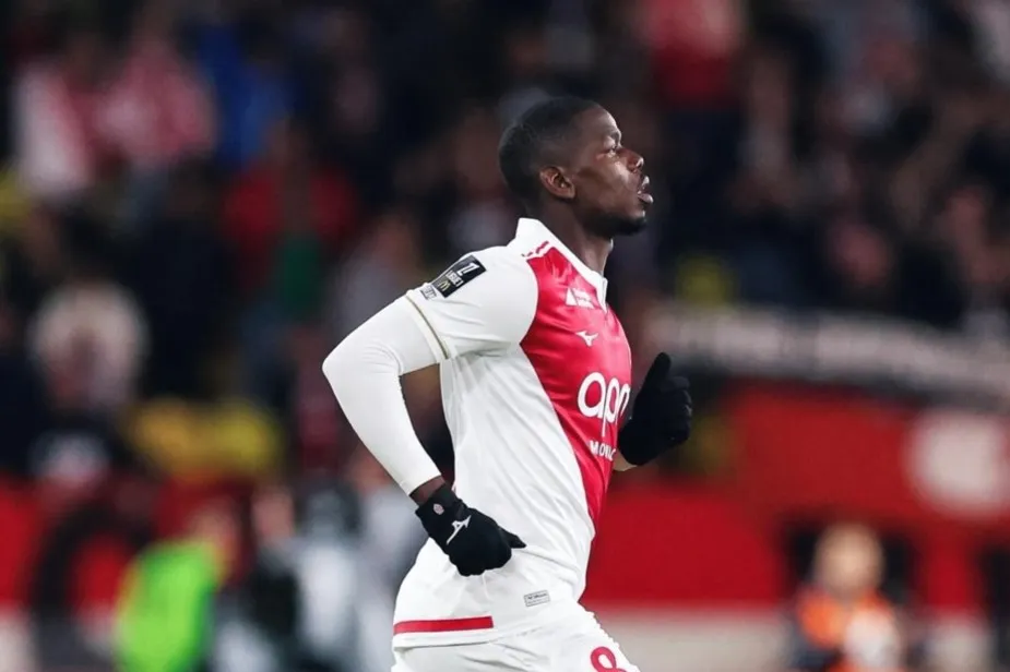 Pogba se torna sócio e embaixador de um time profissional de corrida de camelos (Foto: Divulgação)