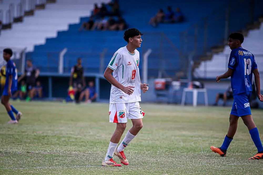 Com apenas 17 anos, jovem atacante deixa o MT para brilhar no futebol paulista 3 IMG 20251211 WA0014