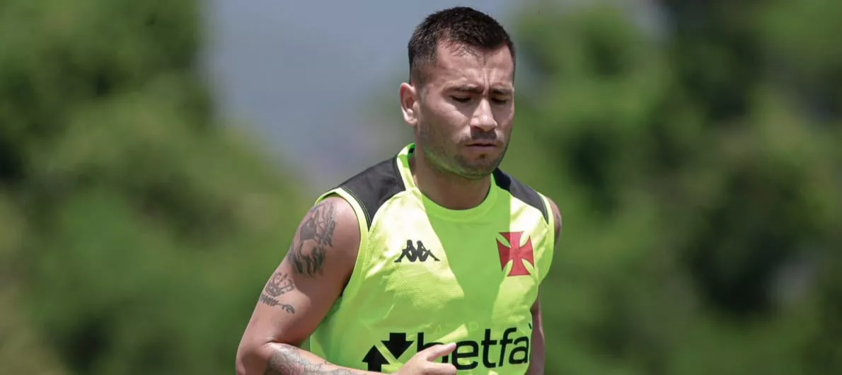 Jean David durante treino do Vasco (Foto: Matheus Lima/ CRVG)