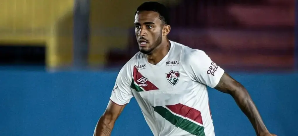 Mirassol acerta a chegada de zagueiro do Fluminense por empréstimo