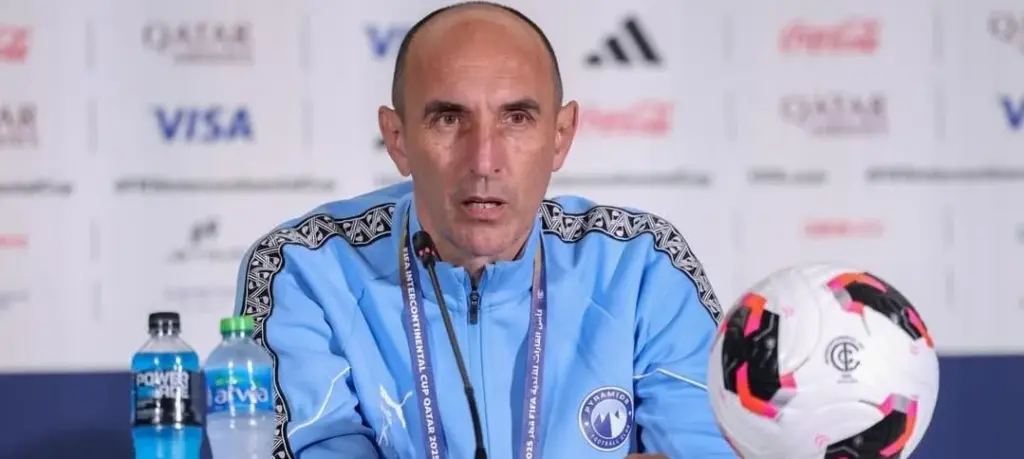 Técnico vê jogo contra o Flamengo como o maior da história do Pyramids