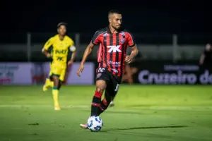 Vitória não contará com Lucas Braga na temporada 2026
