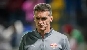 Mancini exalta virada emocional do Bragantino e evita falar do futuro