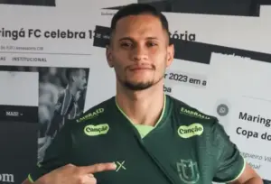Maringá oficializa Ronald Camarão como reforço para 2026