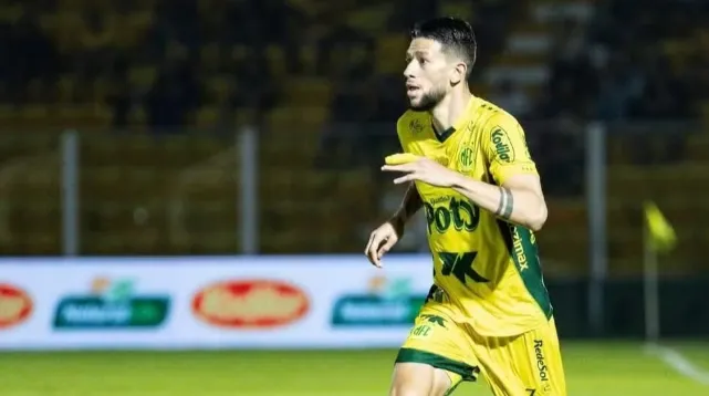 Mirassol paga opção de compra e garante Jemmes para 2026