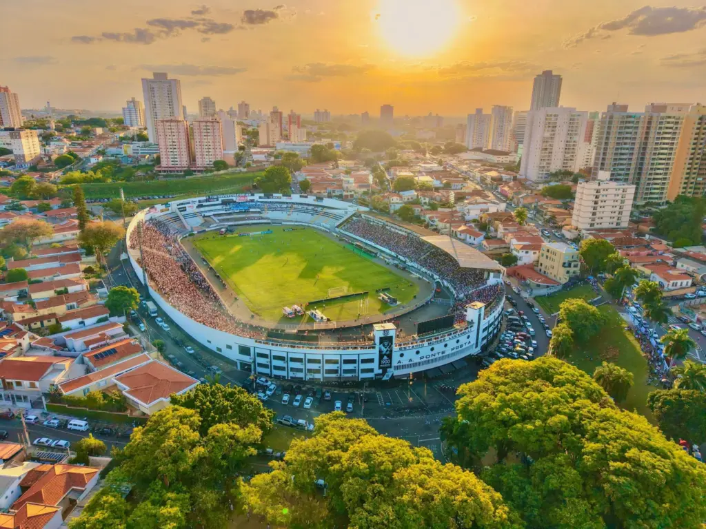 Presidente da Ponte Preta 'decreta' redução de 30% nas despesas 2 Presidente da Ponte Preta 'decreta' redução de 30% nas despesas (Foto: PontePress)