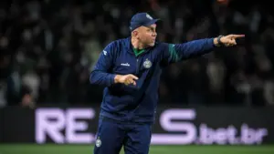 Ceará avança para contratar Mozart como novo técnico