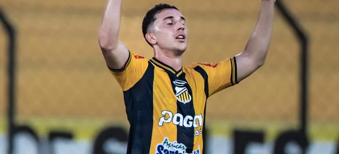 Nathan Fogaça em ação pelo Novorizontino (Foto: Reprodução-Instagram @nathan_fogaca99)