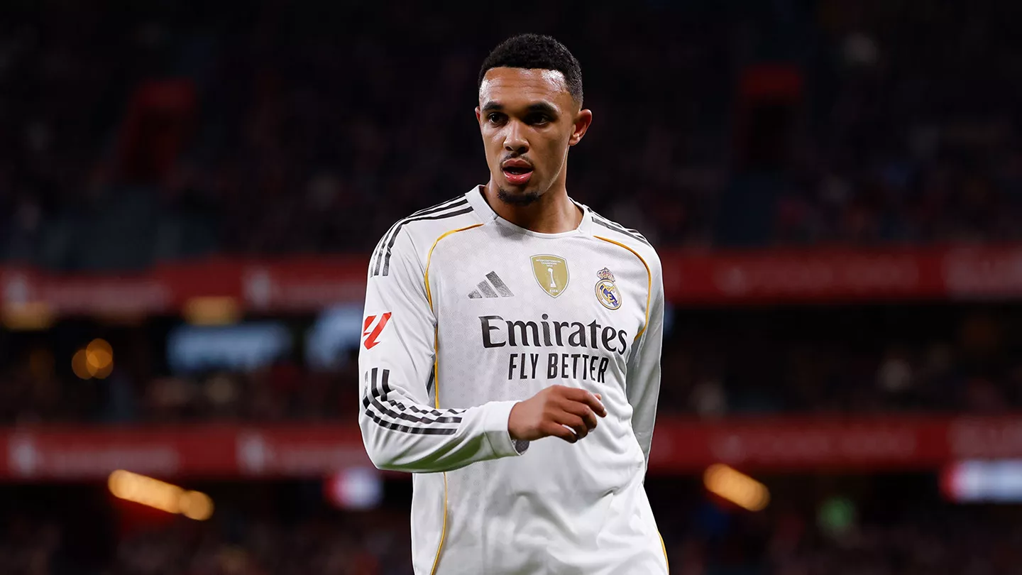 Com lesão detectada na coxa, Alexander-Arnold só deve voltar em 2026 ao Real Madrid