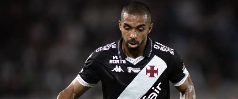 Paulo Henrique em ação pelo Vasco (Foto: Matheus Lima-CRVG)