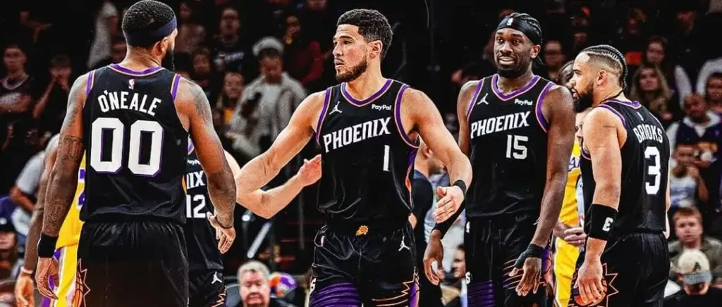 Phoenix Suns vence o Los Angeles Lakers em casa pela NBA