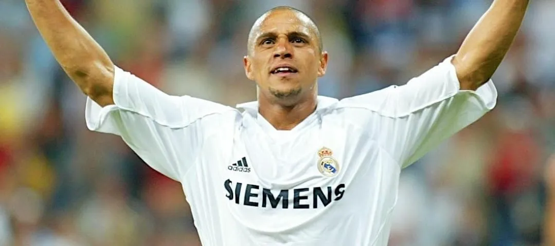 Roberto Carlos em ação (Foto: Divulgação-Real Madrid)