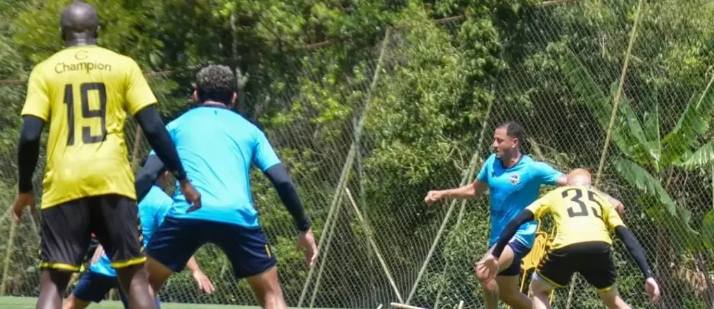 São José e EC São Bernardo encerram 2025 com amistoso equilibrado