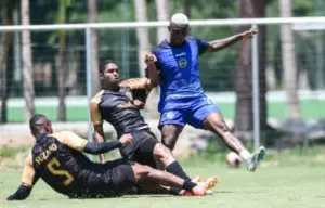 São José condena violência após confusão em jogo-treino